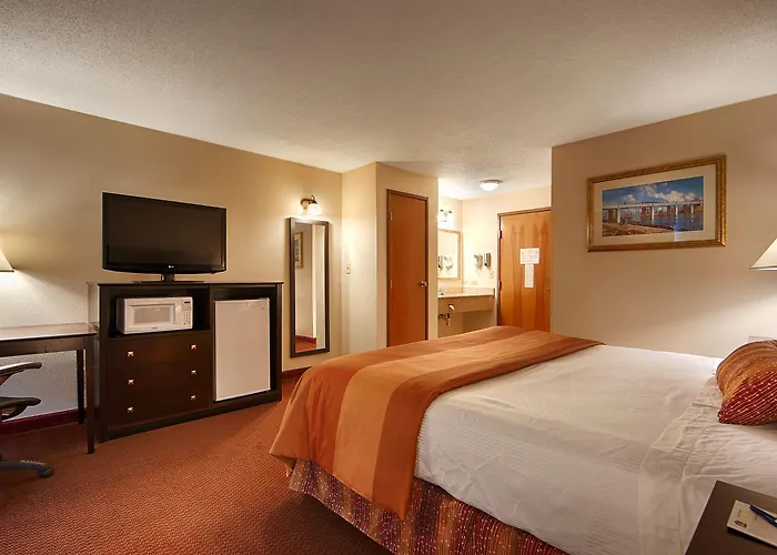 Western Hotel 3*