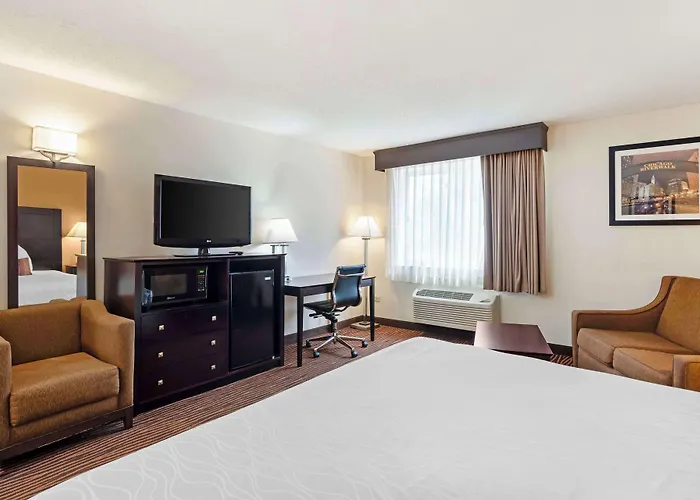 Western Hotel 3*