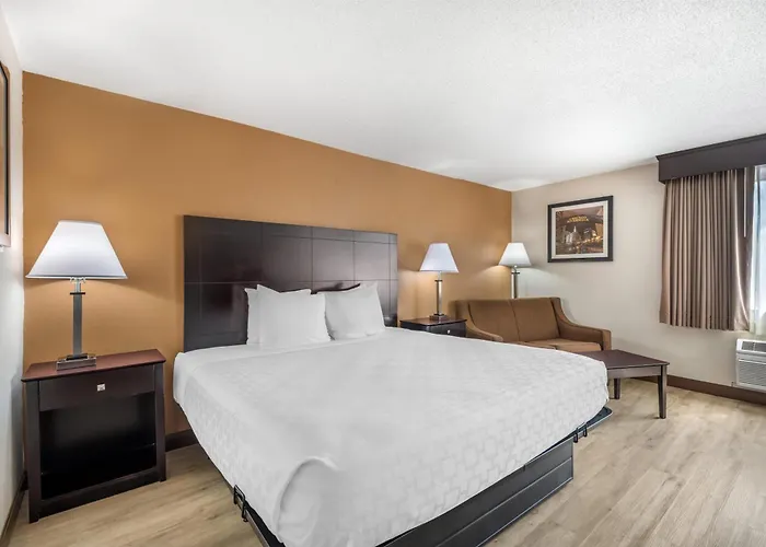Western Hotel 3*